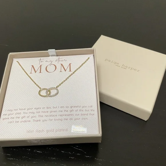 Paige Harper 14kt Gold Plated Necklace Interlocking Rings Step Mother Gift - Picture 2 of 4